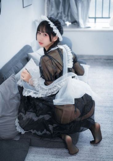 大胸女大学生