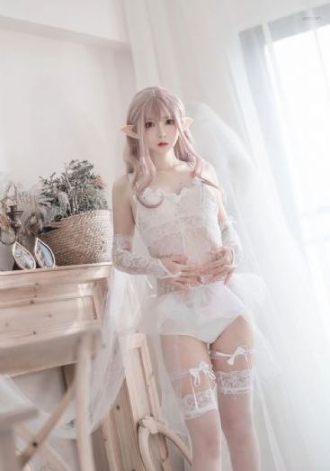 办公室里的女教师3