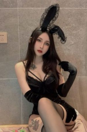 三妻四妾