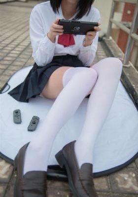 一个好妈妈的d4申字