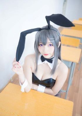 秋霞看片